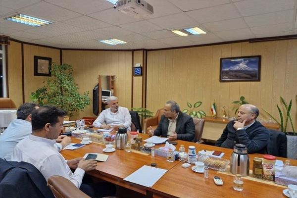 نشست صمیمانه مدیرعامل آبفای آذربایجان شرقی با نماینده مردم شبستر در مجلس شورای اسلامی  درباره راهکارهای رفع مشکلات آبرسانی منطقه