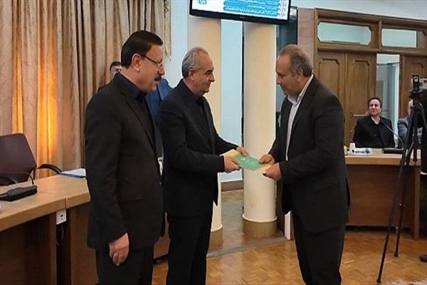 تقدیر استاندار آذربایجان شرقی از مدیرعامل آب و فاضلاب استان در پی کسب رتبه دوم کشوری شاخص‌های عمرانی