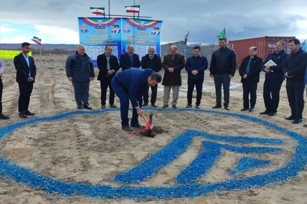 به مناسبت ایام‌الله دهه فجر؛ پروژه تأمین و تصفیه آب مساکن نهضت ملی و خط انتقال آذرشهر کلنگ‌زنی شد